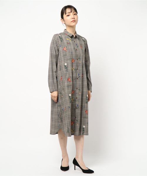 ワンピース ワンピース Superグレンチェック幾何学フラワー刺しゅう前開きワンピース 花柄 ワンピース Super Hakka スーパーハッカ のファッション