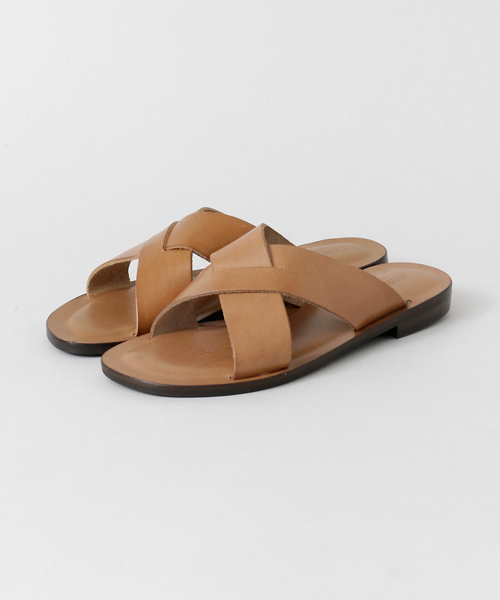 corso roma 9 コルソローマ の corso roma 9 cross sandal サンダル