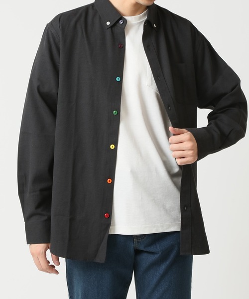 ARCADE(アーケード)の「ボタンダウン オックスフォードシャツ/選べるマルチ釦&ノーマル釦(シャツ/ブラウス・メンズ・ブラック系1/ネイビー系1/サックスブルー系1/サックスブルー系2/ホワイト系1/ホワイト系2/ブラック系2/ネイビー系2・M/L/LL)」の4枚目の写真