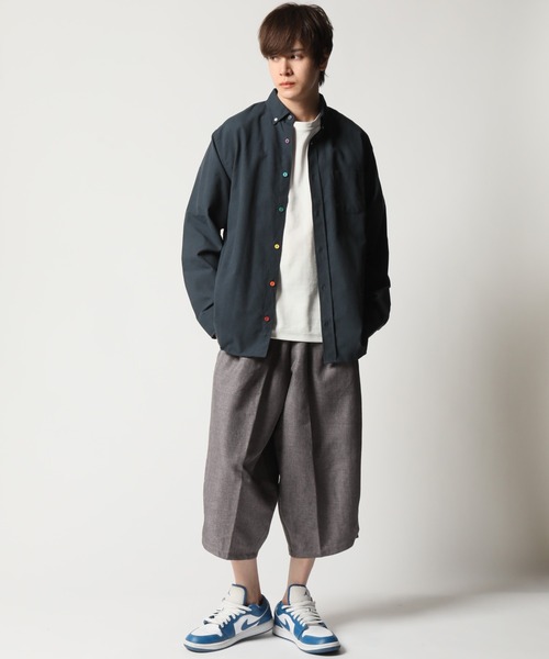 ARCADE(アーケード)の「ボタンダウン オックスフォードシャツ/選べるマルチ釦&ノーマル釦(シャツ/ブラウス・メンズ・ブラック系1/ネイビー系1/サックスブルー系1/サックスブルー系2/ホワイト系1/ホワイト系2/ブラック系2/ネイビー系2・M/L/LL)」の13枚目の写真