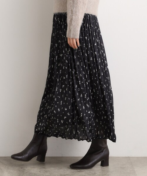 grove(グローブ)の「花柄アソートプリーツスカート(スカート・レディース・ベージュ系その他4/ブラック/ブラック系その他・02/03/05/04/01)」の10枚目の写真