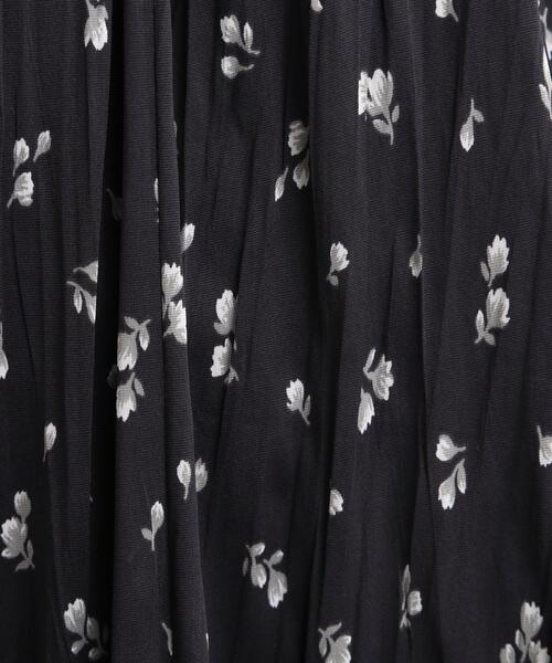 grove(グローブ)の「花柄アソートプリーツスカート(スカート・レディース・ベージュ系その他4/ブラック/ブラック系その他・02/03/05/04/01)」の13枚目の写真