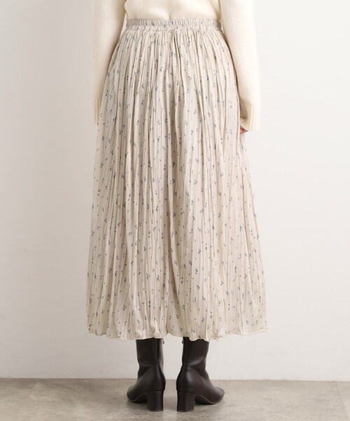 grove(グローブ)の「花柄アソートプリーツスカート(スカート・レディース・ベージュ系その他4/ブラック/ブラック系その他・02/03/05/04/01)」の20枚目の写真