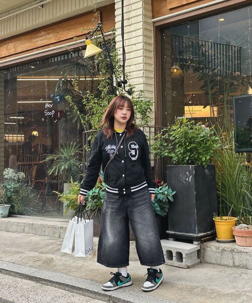 SIGNATURE（シグネチャ）の「ウォッシングカーブドバミューダデニムパンツ[ブラック]（その他パンツ・レディース・その他・LARGE/X-LARGE/SMALL/MEDIUM）」の12枚目の写真