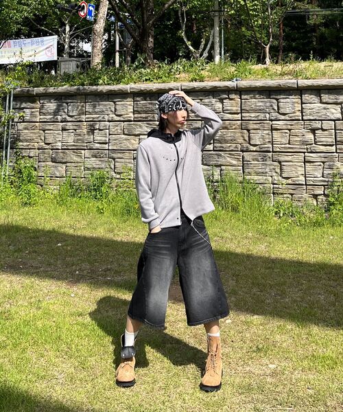 SIGNATURE（シグネチャ）の「ウォッシングカーブドバミューダデニムパンツ[ブラック]（その他パンツ・レディース・その他・LARGE/X-LARGE/SMALL/MEDIUM）」の14枚目の写真