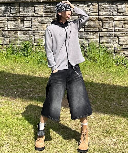 SIGNATURE（シグネチャ）の「ウォッシングカーブドバミューダデニムパンツ[ブラック]（その他パンツ・レディース・その他・LARGE/X-LARGE/SMALL/MEDIUM）」の20枚目の写真