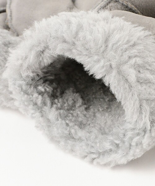 Ray BEAMS（レイビームス）の「【別注】Casselini / スタッズ グローブ（手袋・レディース・チャコールグレー/ブラウン系その他3/ライトグレー/ブラック・ONE SIZE）」の6枚目の写真