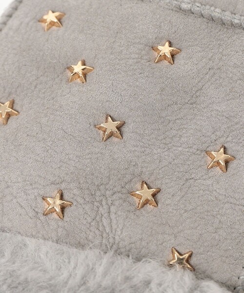 Ray BEAMS（レイビームス）の「【別注】Casselini / スタッズ グローブ（手袋・レディース・チャコールグレー/ブラウン系その他3/ライトグレー/ブラック・ONE SIZE）」の7枚目の写真