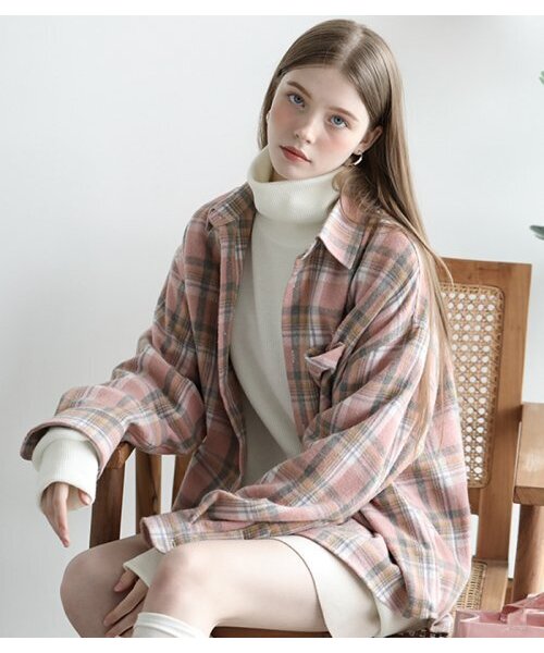 AVANDRESS(アバンドレス )の「ストロベリーオーバーサイズチェックシャツ(シャツ/ブラウス・レディース・その他・F)」の3枚目の写真