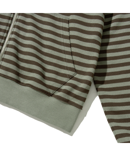 F.ILLUMINATE(フィルミネイト)の「シンボルストライプフードジップアップ-カーキ(パーカー・レディース・その他・SMALL/MEDIUM/LARGE)」の11枚目の写真