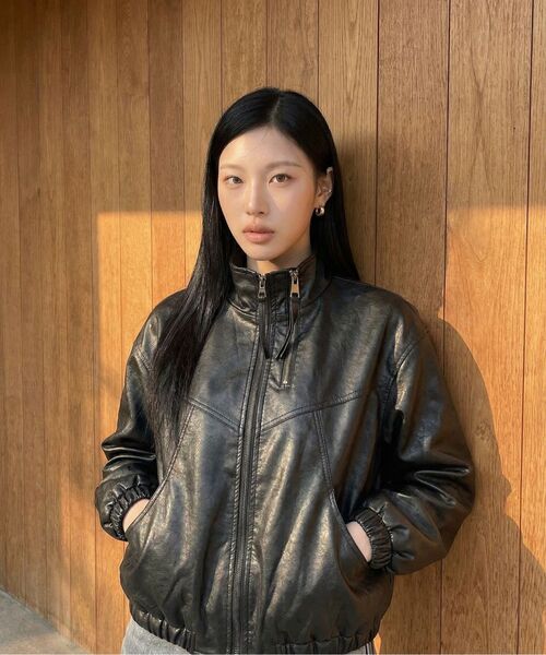 THE GREEN LAB（ザグリーンラボ）の「フェイクレザー ハイネック ジッパーディテール ジャケット [ブラック]（ライダースジャケット・レディース・その他・FREE）」の16枚目の写真
