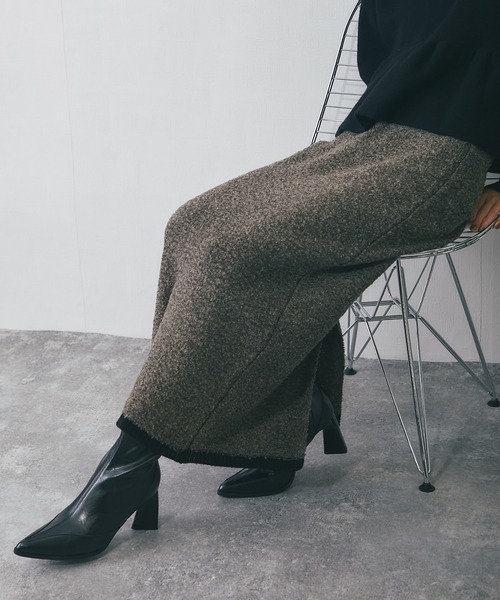 ANOTHER S（アナザーエス）の「MIXミニループヤーン配色ニットスカート（スカート・レディース・チャコールグレー/ブラウン/ベージュ・FREE）」の2枚目の写真