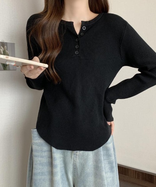 yuue' ( wear )(ユーイ)の「ヘンリーネック長袖リブニット(ニット/セーター・レディース・アイボリー/ブラック/グレー/ホワイト/ベージュ・FREE)」の22枚目の写真