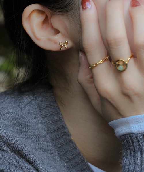 NOIR DE POUPEE（ノワールドプーペ）の「【WEB限定】silver925 ミニリボンピアス（ピアス（両耳用）・レディース・シルバー/ゴールド・FREE）」の11枚目の写真