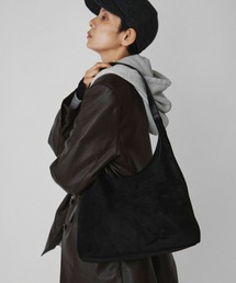 VION | Curved Shoulder Bag / カーブドショルダーバック(ショルダーバッグ)