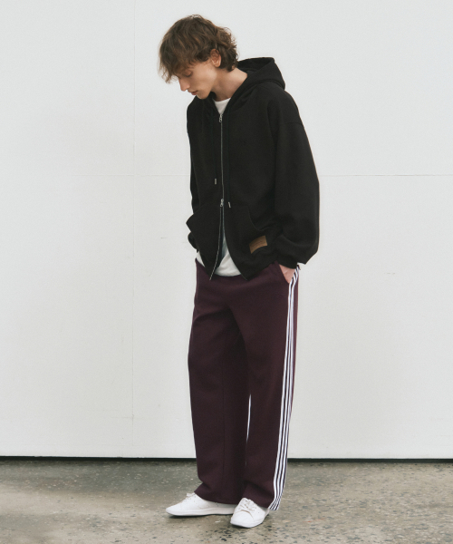 WEDNESDAY OASIS（ウェンズデーオアシス）の「ニュートロライン トラックパンツ_DARK PURPLE(W25-PT25)（スウェットパンツ・メンズ・パープル・MEDIUM/LARGE）」の3枚目の写真