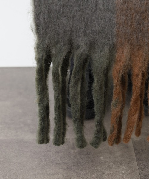 FUNALIVE（ファンアライブ）の「グラデーションブロックチェックストール（ストール/ショール・レディース・ベージュ/カーキ/ブルー・FREE）」の16枚目の写真