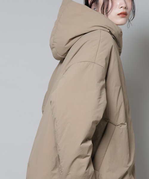NANO universe（ナノユニバース）の「ETHERMALOFT(R)AEROGEL 中綿フードコクーンコート（ナイロンジャケット・レディース・ブラック/ライトベージュ/グリーン系その他4・M/S）」の13枚目の写真