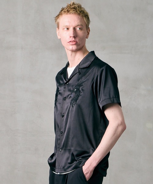 VIRGOwearworks（ヴァルゴウェアワークス）の「LUXE BOWLING SATIN SHIRT（シャツ/ブラウス・メンズ・ホワイト/レッド/ブラック・2/3/4）」の2枚目の写真