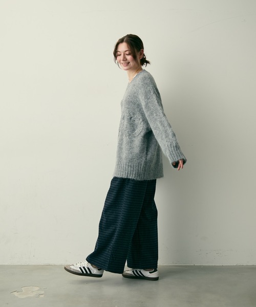 Lunea（ルネア）の「【裏起毛】チェック柄タックワイドパンツ（その他パンツ・レディース・グレー/ネイビー・M/L）」の18枚目の写真