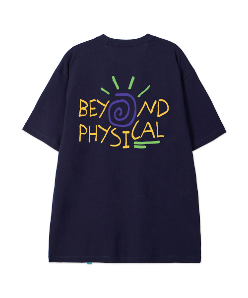 ASTRAL PROJECTION（アストラルプロジェクション）の「[ビヨンドフィジカル]コットンルーズフィット半袖Tシャツ_スペースネイビー（Tシャツ/カットソー・メンズ・その他・LARGE/MEDIUM/X-LARGE/XX-LARGE）」の3枚目の写真