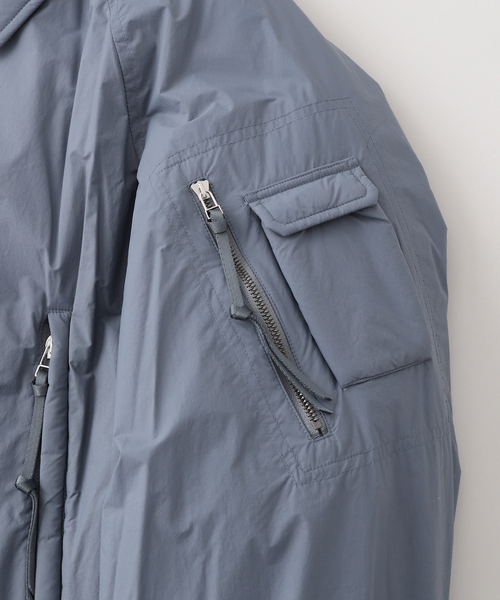 Product Twelve(プロダクトトゥエルブ)の「Product Twelve (プロダクト トゥエルブ) Primaloft Puffer ジャケット(その他アウター・メンズ・ライトグレー/ブラック・1/2)」の5枚目の写真