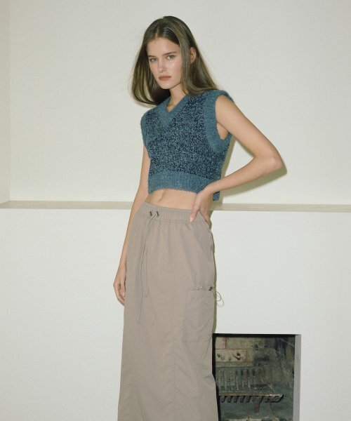 ETMON（エトモン）の「Color Blend Crop Knit Vest  Blue（ベスト・レディース・その他・FREE）」の4枚目の写真