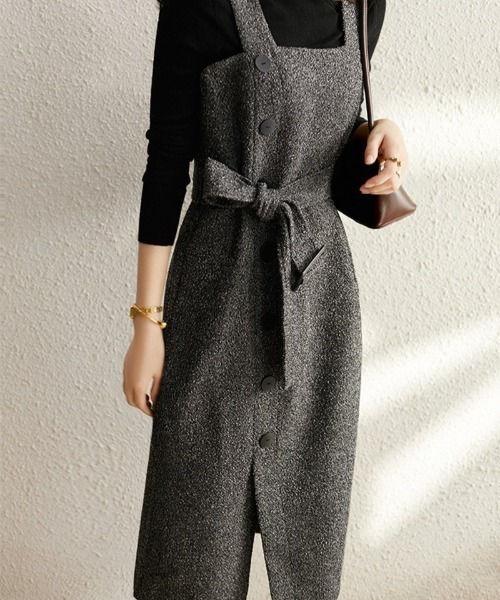 deux amour（ドゥーザムール）の「ベルト付きアシメデザインジャンスカ（ジャンパースカート・レディース・チャコールグレー・FREE）」の5枚目の写真