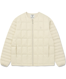 COVERNAT（カバーナット）の「[COVERNAT x WRANGLER] 袖切り替えコラボアートワーク軽量パッカブルダックダウンアイボリー（ダウンジャケット/コート）」
