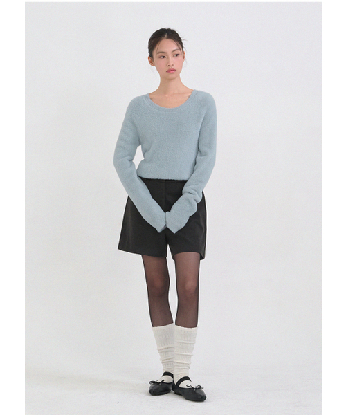 MICANE(ミケーネ)の「パウダリーUネックニット(ニット/セーター・レディース・スカイブルー/ブラック/アイボリー・X-LARGE/LARGE/MEDIUM/SMALL)」の12枚目の写真