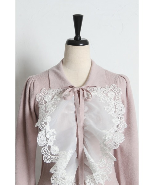 tocco closet(トッコ クローゼット)の「襟&リボン付きレースフリル装飾ニットプルオーバー(ニット/セーター・レディース・オフホワイト/ピンク/ネイビー・M)」の9枚目の写真