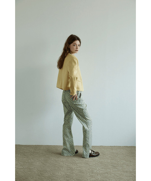 KOOKEESEE(クキシ)の「セミブーツカットラミプリントスリットパンツ_淡い黄色(その他パンツ・レディース・その他・SMALL/MEDIUM)」の8枚目の写真