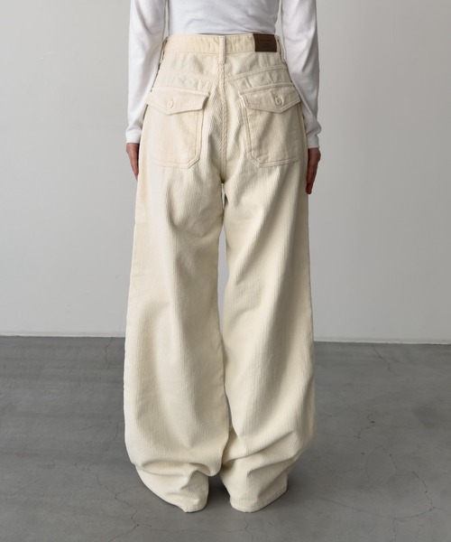 CANAL JEAN(キャナルジーン)の「El mar フラップポケットコーデュロイパンツ 裏起毛(その他パンツ・レディース・ホワイト/ベージュ/ネイビー・SMALL/MEDIUM)」の6枚目の写真