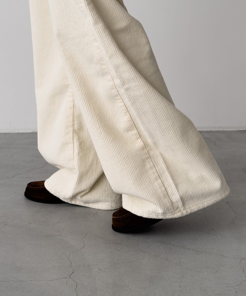 CANAL JEAN(キャナルジーン)の「El mar フラップポケットコーデュロイパンツ 裏起毛(その他パンツ・レディース・ホワイト/ベージュ/ネイビー・SMALL/MEDIUM)」の9枚目の写真