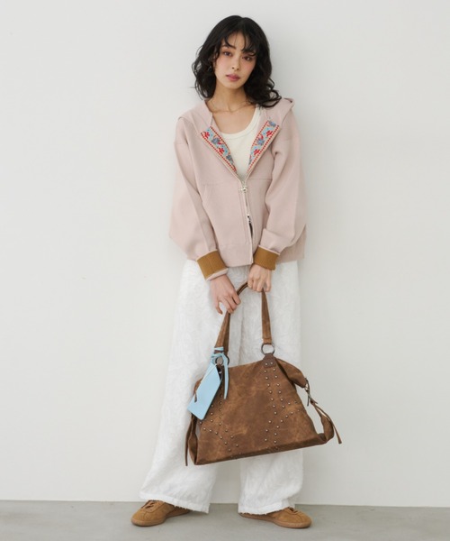 Unitage（ユニテージ）の「スタッズデザインボストンバッグ【select item】（ボストンバッグ・レディース・ブラウン/アイボリー・FREE）」の13枚目の写真