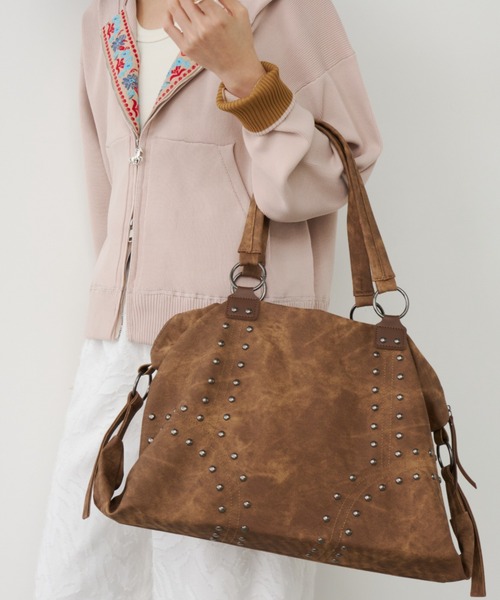 Unitage（ユニテージ）の「スタッズデザインボストンバッグ【select item】（ボストンバッグ・レディース・ブラウン/アイボリー・FREE）」の10枚目の写真