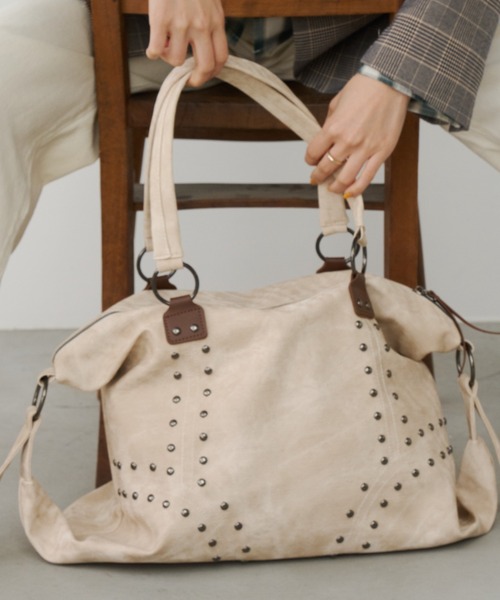 Unitage（ユニテージ）の「スタッズデザインボストンバッグ【select item】（ボストンバッグ・レディース・ブラウン/アイボリー・FREE）」の7枚目の写真