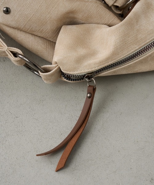 Unitage（ユニテージ）の「スタッズデザインボストンバッグ【select item】（ボストンバッグ・レディース・ブラウン/アイボリー・FREE）」の15枚目の写真