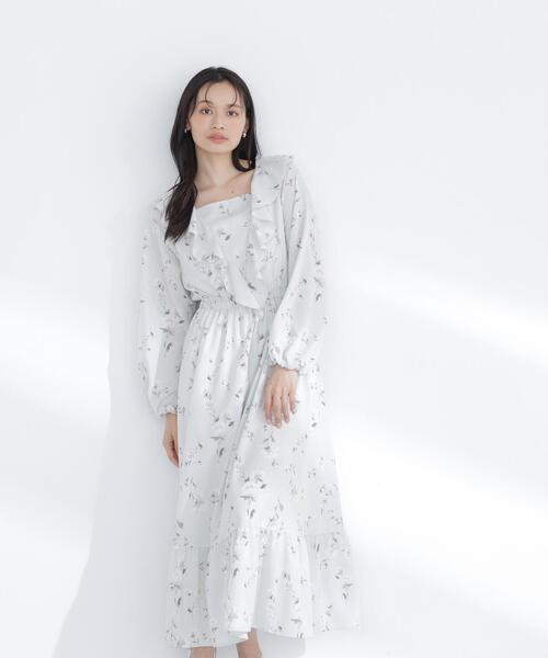 NATURAL BEAUTY BASIC(ナチュラルビューティーベーシック)の「◇ラッフルフラワープリントワンピース(ワンピース・レディース・イエロー系その他/グレー系その他・P/S/MEDIUM)」の7枚目の写真