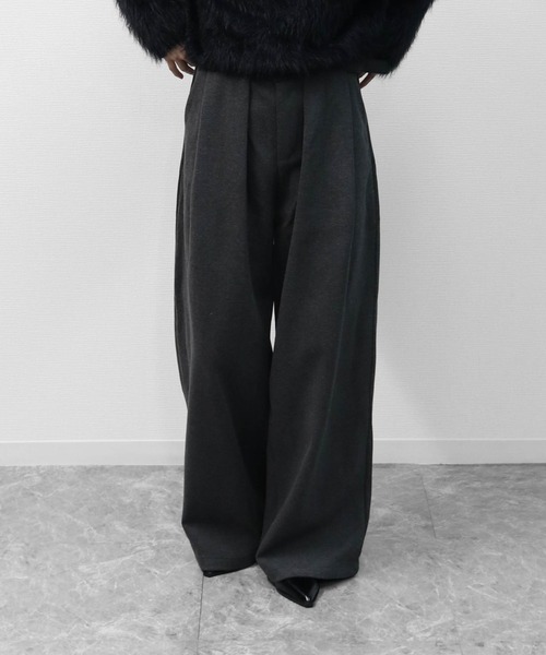 THE CELL.(ザセルドット)の「タックワイドストレッチツイードパンツ PLEATED WIDE STRETCH TWEED PANTS(スラックス・レディース・グレー/ブラック・S/M/L)」の2枚目の写真