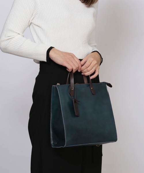 HALEINE（アレンヌ）の「[HALEINE]牛側レザーリュック 本革（バックパック/リュック・レディース・ブラック/キャメル/ブラウン/ネイビー・FREE）」の12枚目の写真