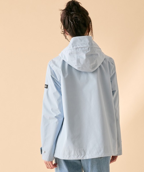 AIGLE(エーグル)の「ゴアテックス 2レイヤー ショートジャケット RP(マウンテンパーカー・レディース・ライトブルー/ホワイト/ダークネイビー・38/36/34/44/40/42)」の15枚目の写真