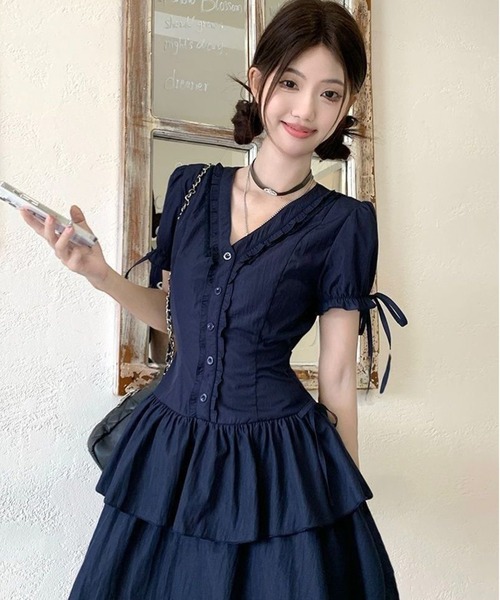 AsheKsha（アシクシャ）の「レースのVネック半袖ウエスト絞りリボン付きAラインワンピース（ワンピース・レディース・ネイビー・M）」の4枚目の写真