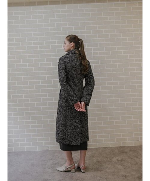 LUNECAVE(ルン ケイブ)の「ウールヘリンボーンシングルブレストルーズフィットロングコート_WOOL HERRING SLIM WAIST SINGLE BREAST LOOSE-FIT LONG COAT(チェスターコート・レディース・その他・ONESIZE)」の2枚目の写真
