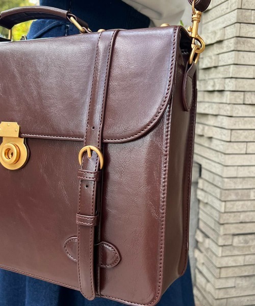 F i.n.t（フィント）の「ベルト使いキーホールサッチェルバッグ/fint フィント（ハンドバッグ・レディース・アイボリー/ブラウン・FREE）」の6枚目の写真