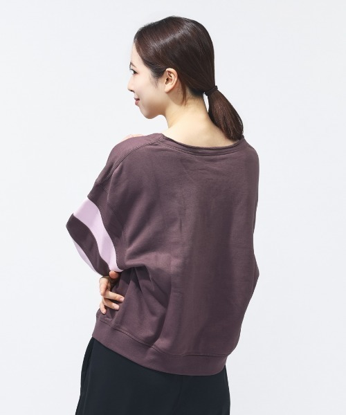 NIKE（ナイキ）の「ナイキ NIKE ナイキ  NSW クラブ フリース VNECK L/S クルー（スウェット・レディース・レッドパープル/ブラック・S/M/L）」の9枚目の写真