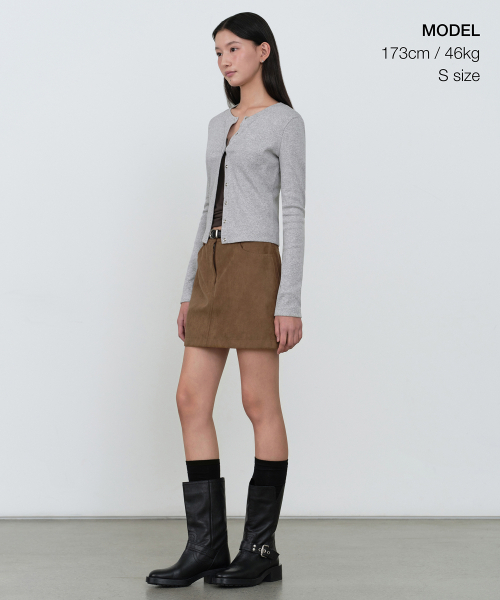 MUSINSA STANDARD WOMAN（ムシンサスタンダードウーマン）の「ウィメンズリブスリムラウンドネックジャージカーディガン[メランジグレー]（カーディガン/ボレロ・レディース・その他・SMALL/MEDIUM/LARGE/X-LARGE/X-SMALL）」の2枚目の写真