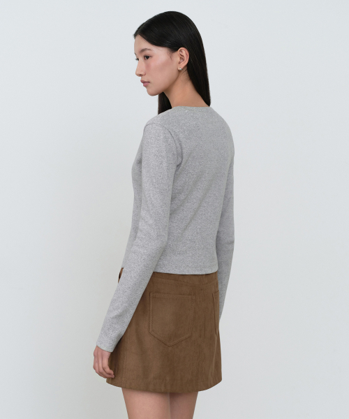 MUSINSA STANDARD WOMAN（ムシンサスタンダードウーマン）の「ウィメンズリブスリムラウンドネックジャージカーディガン[メランジグレー]（カーディガン/ボレロ・レディース・その他・SMALL/MEDIUM/LARGE/X-LARGE/X-SMALL）」の3枚目の写真
