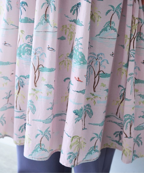 yuni(ユニ )の「Island print tiered open collar ワンピース(ワンピース・レディース・ピンク/ベージュ・FREE)」の19枚目の写真