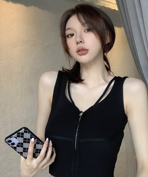 SHEPP（シープ）の「【26年春夏新作】フロントジップ ダブルストラップ リブニットビスチェ（チューブトップ・レディース・ブラック/ホワイト・F）」の16枚目の写真